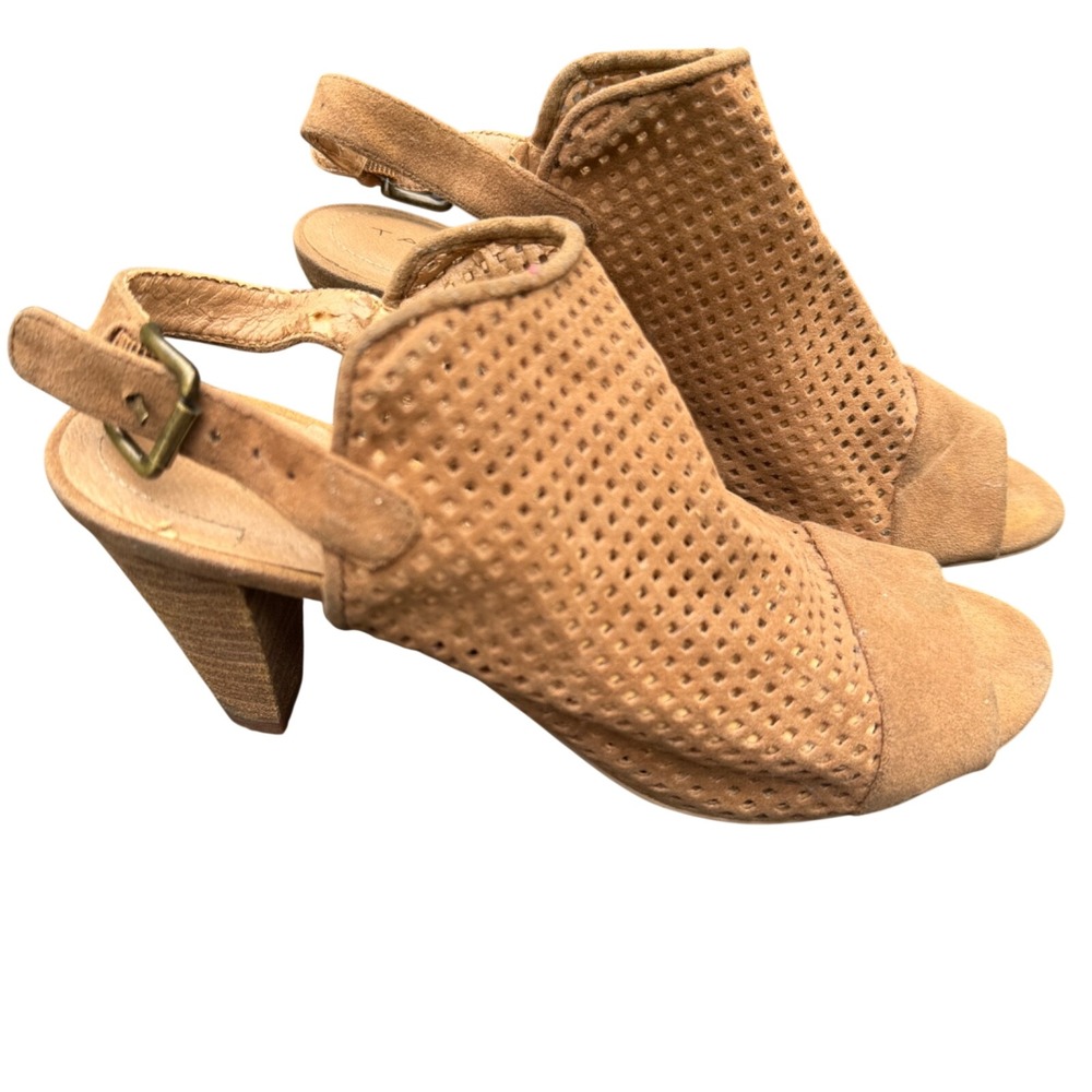 Tahari Heeled Sandals Women 7M Suede Slingback Peep Toe‎ Boho Festival Western